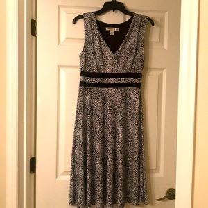 Women’s dress